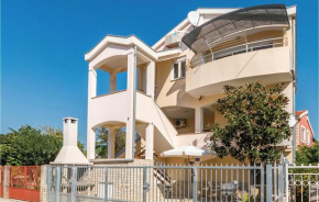 2 Bedroom Beautiful Apartment In Bibinje